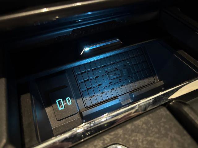 Certified 2024 Ford Expedition Limited image 22