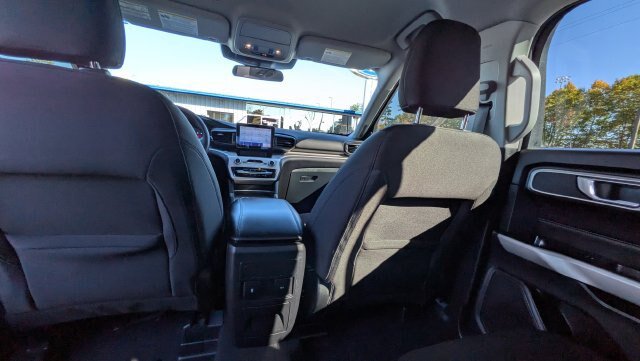 Certified 2024 Ford Explorer XLT AWD/4WD image 18