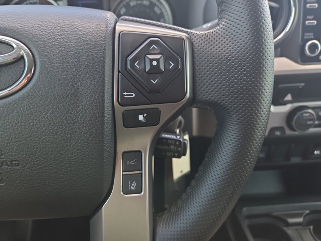Used 2022 Toyota Tacoma SR5 w/ Technology Package RWD image 13
