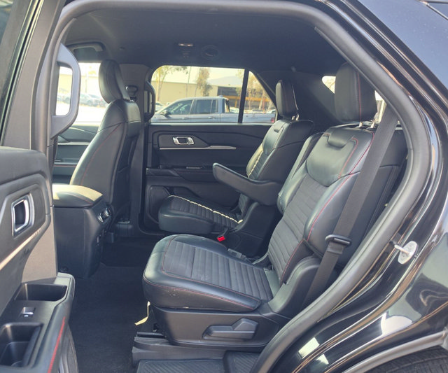 Certified 2025 Ford Explorer ST-Line AWD/4WD image 10