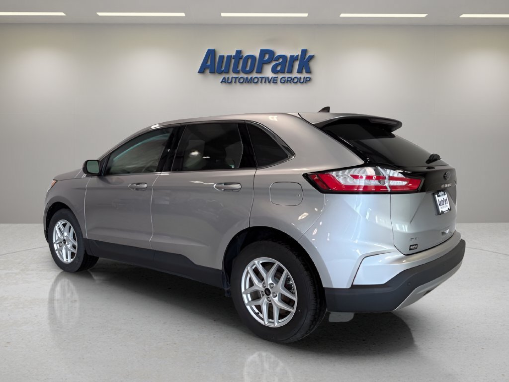 Certified 2023 Ford Edge SEL w/ Convenience Package AWD/4WD image 5