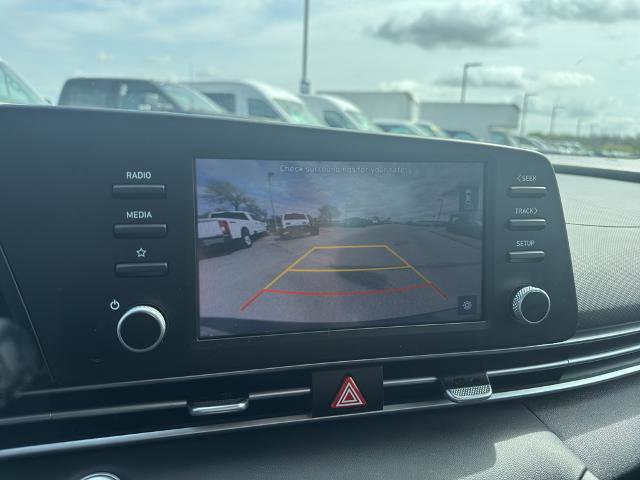 Used 2023 Hyundai Elantra SEL FWD image 30