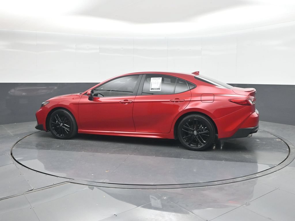 Used 2025 Toyota Camry SE w/ Convenience Package FWD image 26