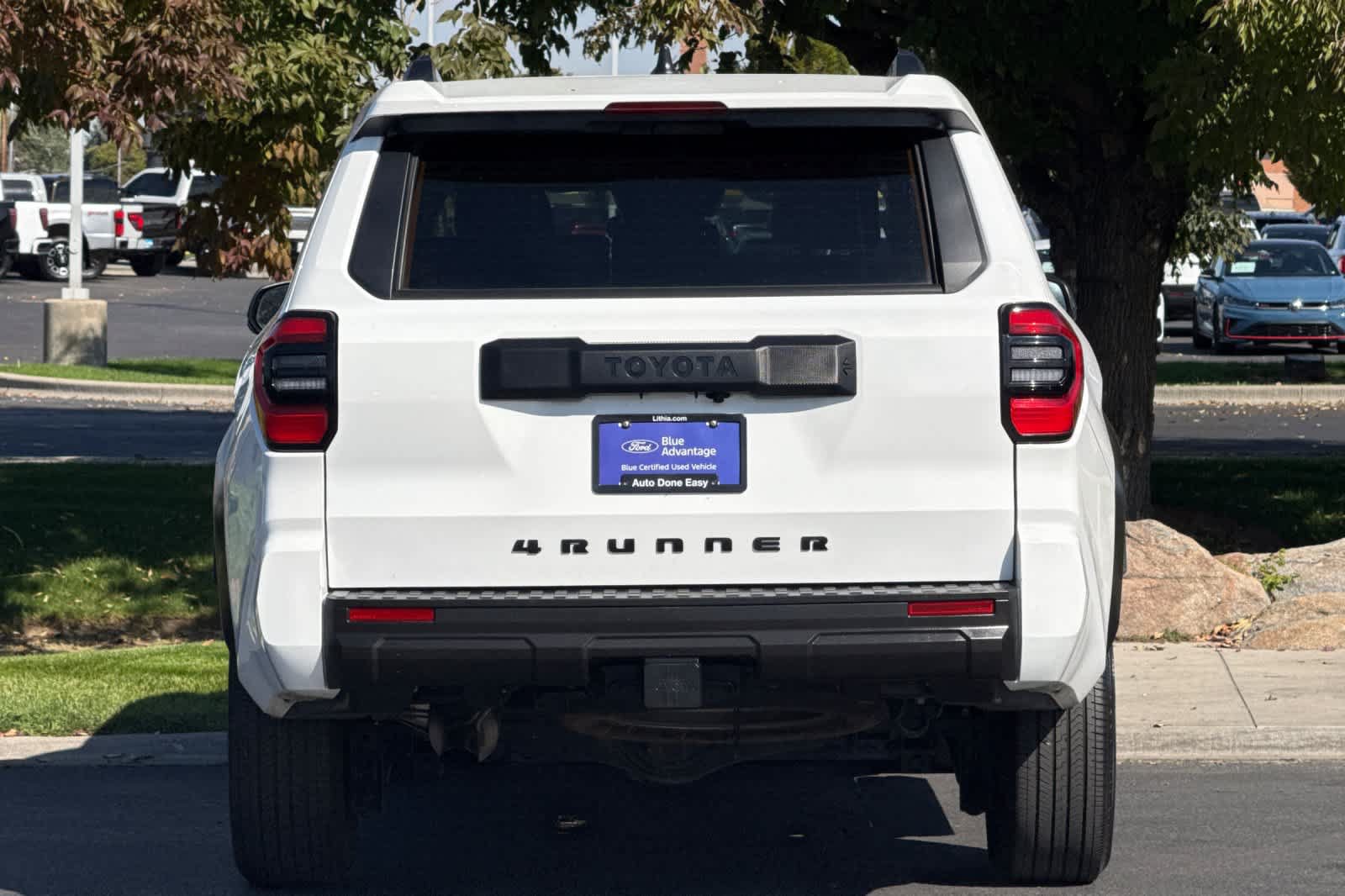 Used 2025 Toyota 4Runner SR5 AWD/4WD image 7