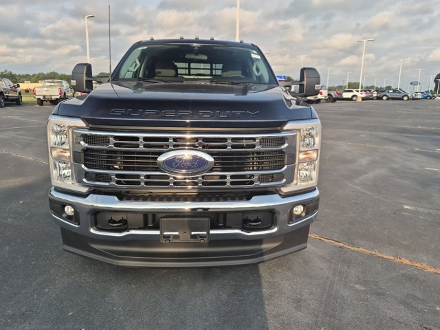 Certified 2025 Ford F350 XL w/ XL Chrome Package AWD/4WD image 9