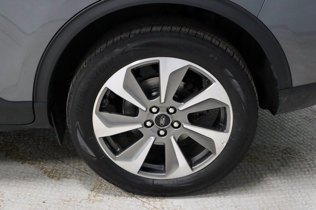 Certified 2024 Ford Escape Platinum AWD/4WD image 21