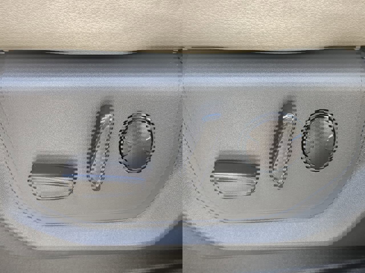 Certified 2021 Ford Expedition XLT image 30