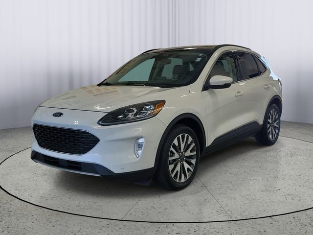 Certified 2020 Ford Escape Titanium AWD/4WD image 4