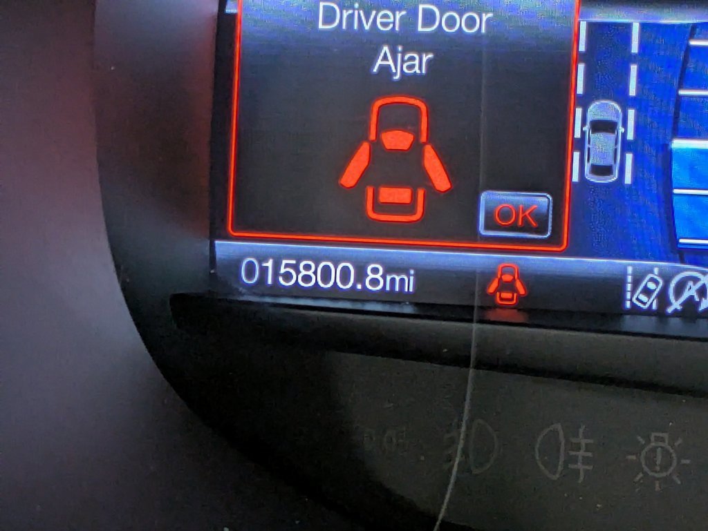 Certified 2022 Ford Edge SEL w/ Convenience Package image 16