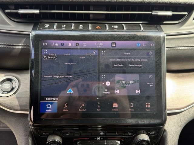 Used 2023 Jeep Grand Cherokee L Limited w/ Black Appearance Package AWD/4WD image 17