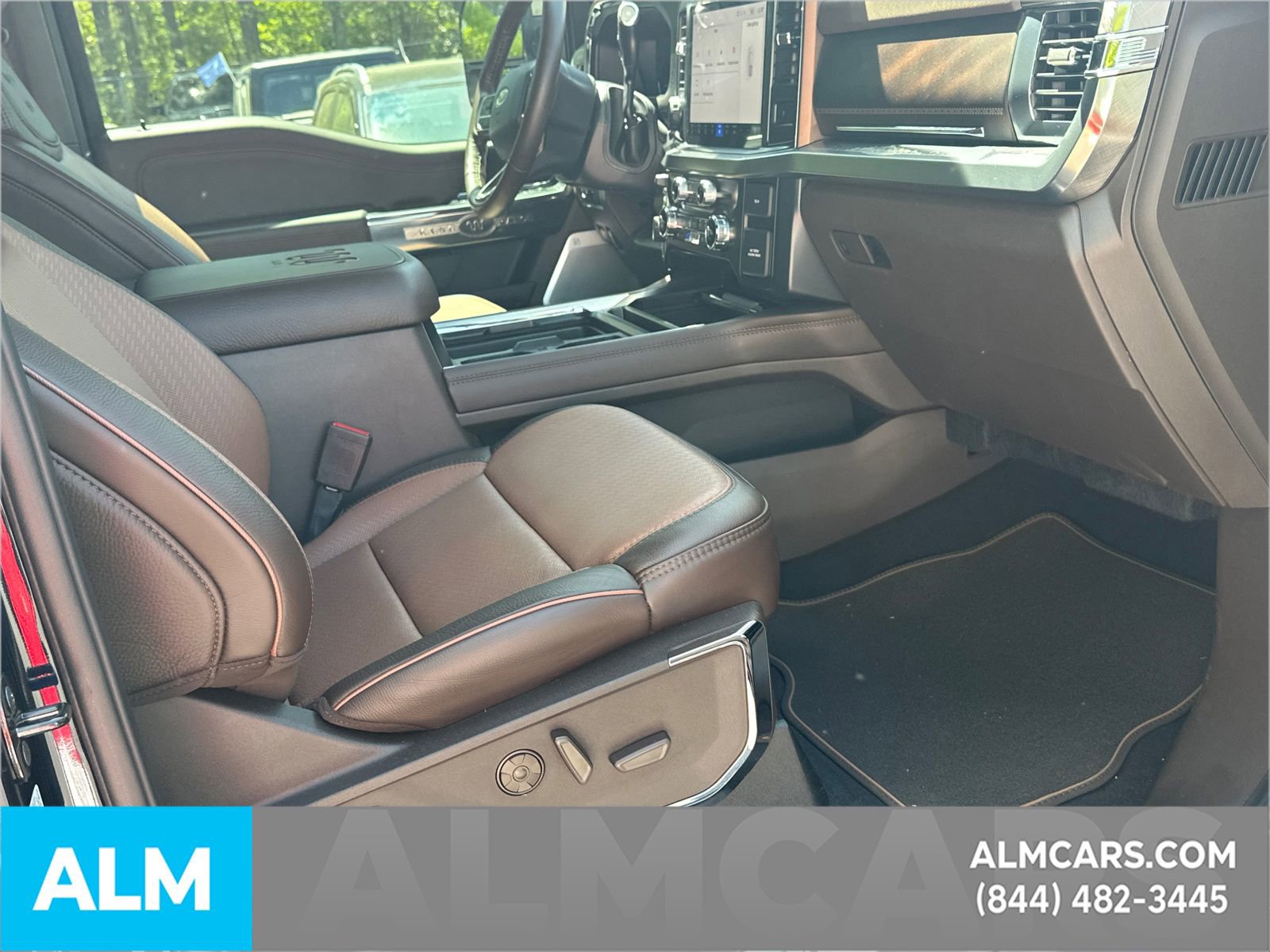 Certified 2025 Ford F250 King Ranch AWD/4WD image 33