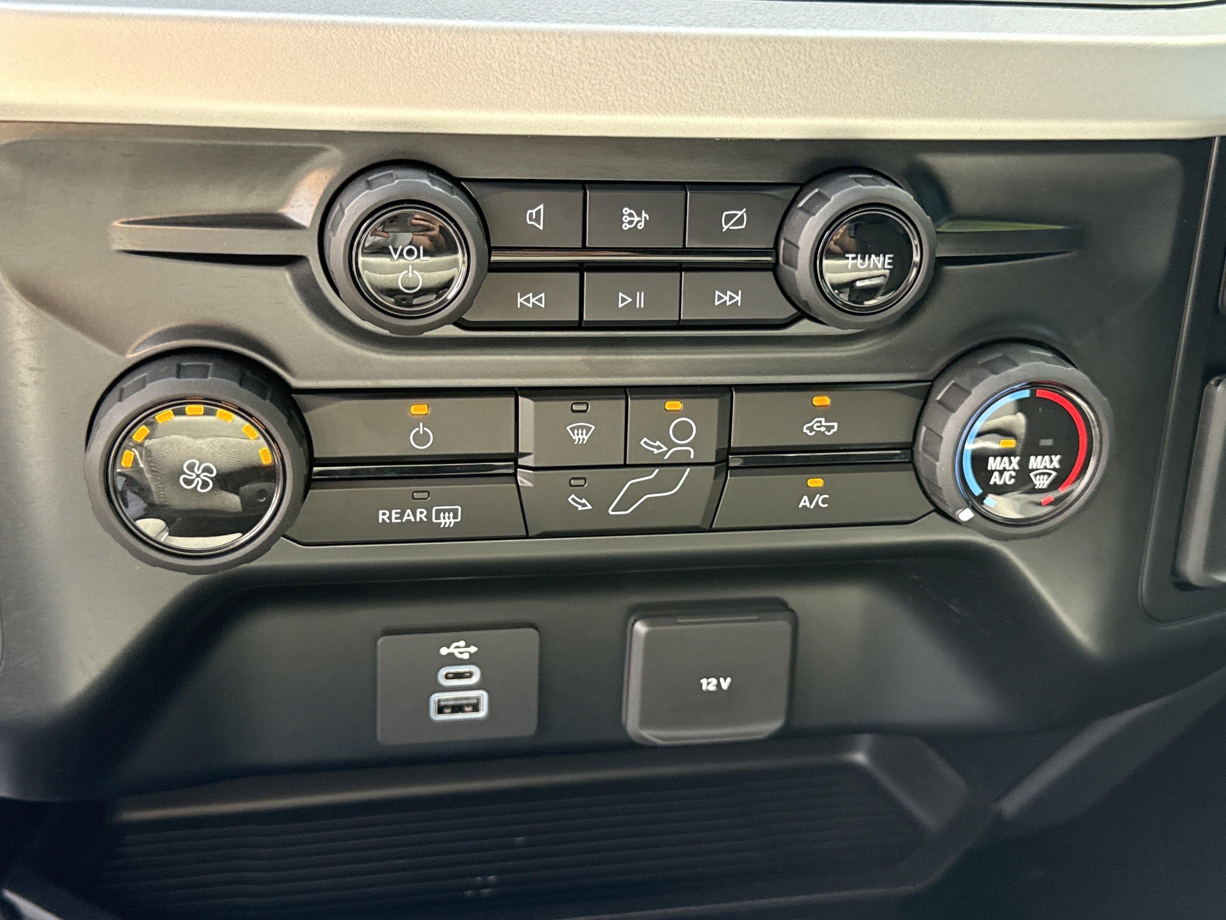 Certified 2024 Ford F250 XL w/ STX Appearance Package image 21