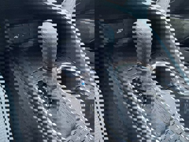 Used 2022 Toyota Camry LE image 16