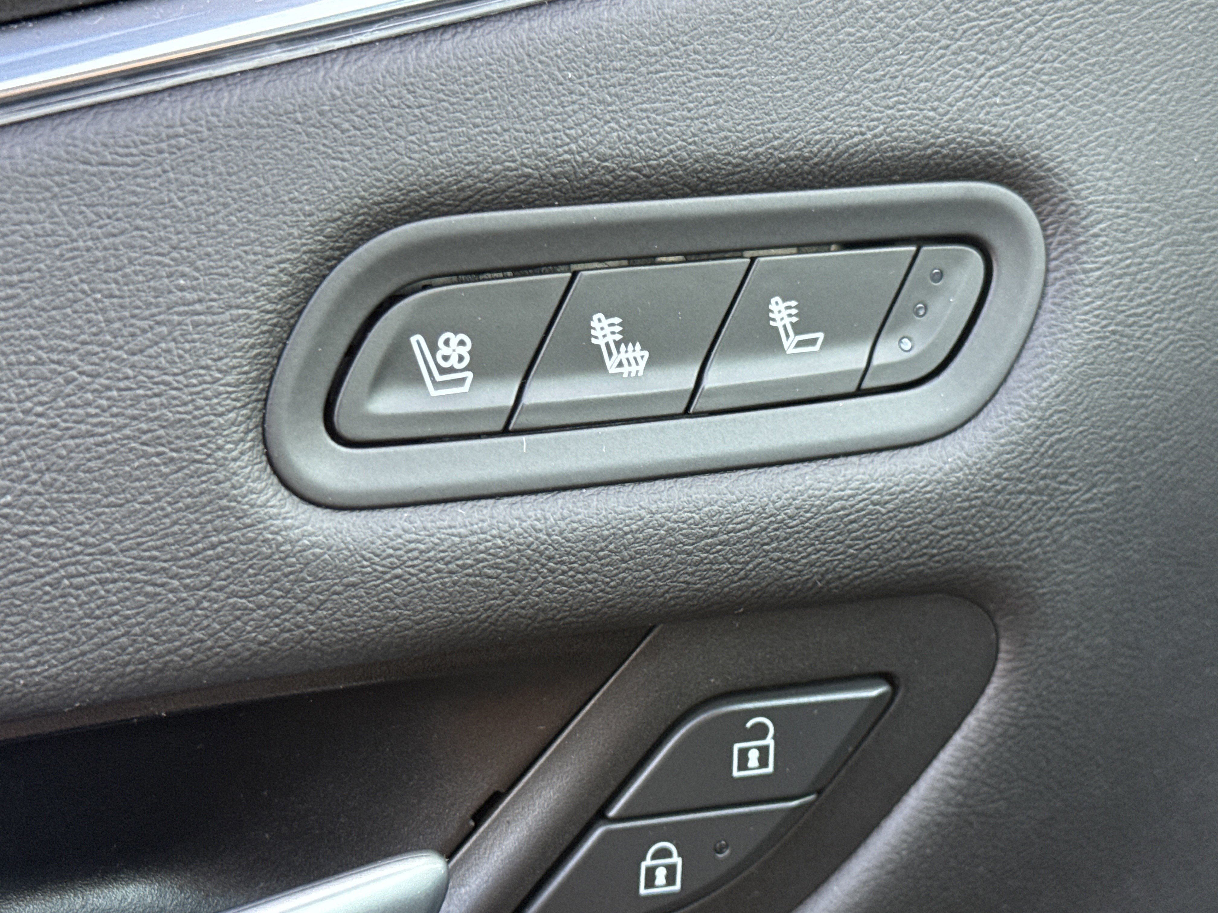 Used 2023 Cadillac Escalade Sport w/ Touring Package image 14