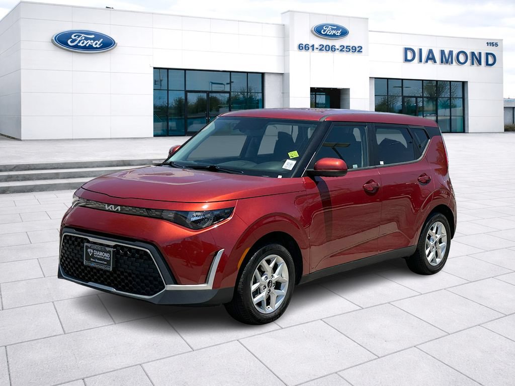 Used 2024 Kia Soul LX w/ Option Group 015