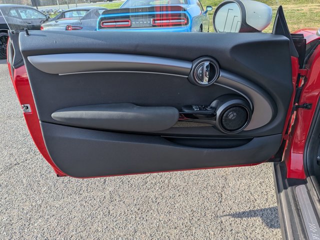 Used 2023 MINI Cooper SE image 12