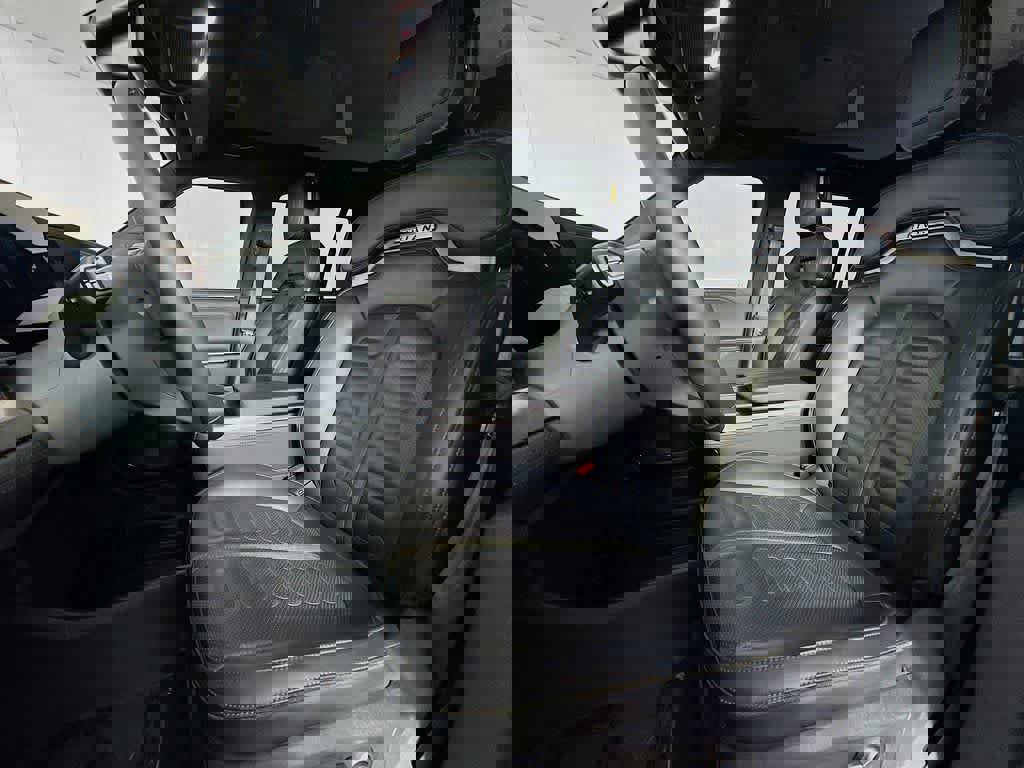 Used 2025 Rivian R1S Adventure image 16