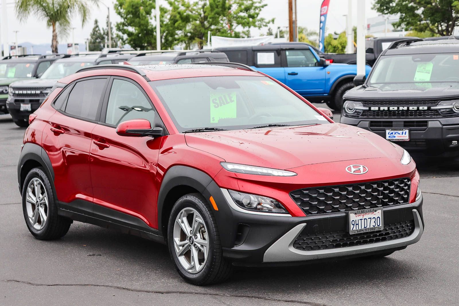 Used 2023 Hyundai Kona SEL w/ Convenience Package FWD image 3