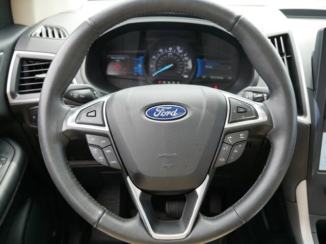 Certified 2022 Ford Edge SEL w/ Convenience Package AWD/4WD image 18