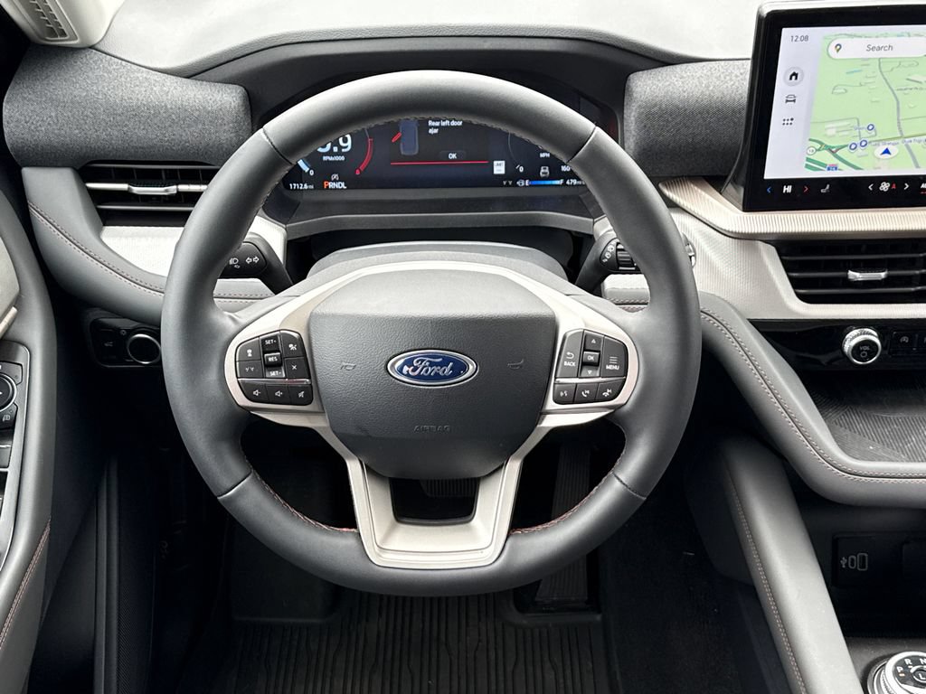 Certified 2026 Ford Explorer Active RWD image 25