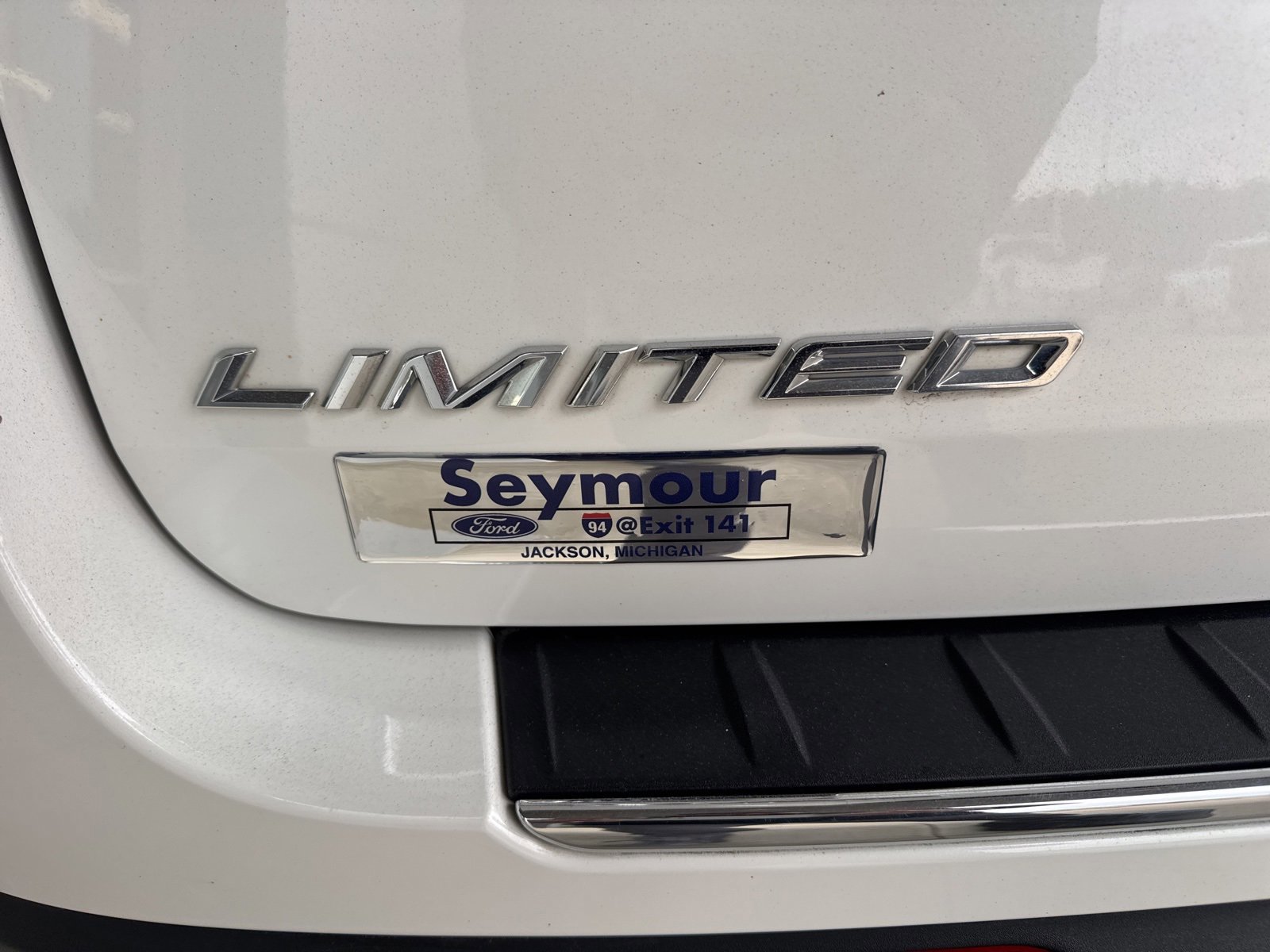 Certified 2023 Ford Explorer Limited w/ Limited Technology Package image 16