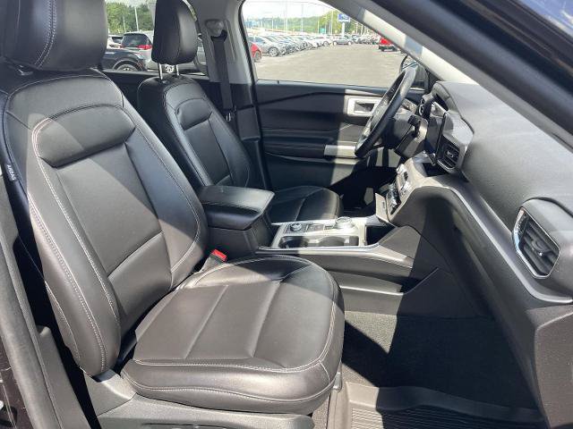 Certified 2023 Ford Explorer XLT w/ Equipment Group 202A AWD/4WD image 26
