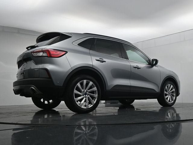 Certified 2022 Ford Escape Titanium w/ Titanium Elite Package AWD/4WD image 34
