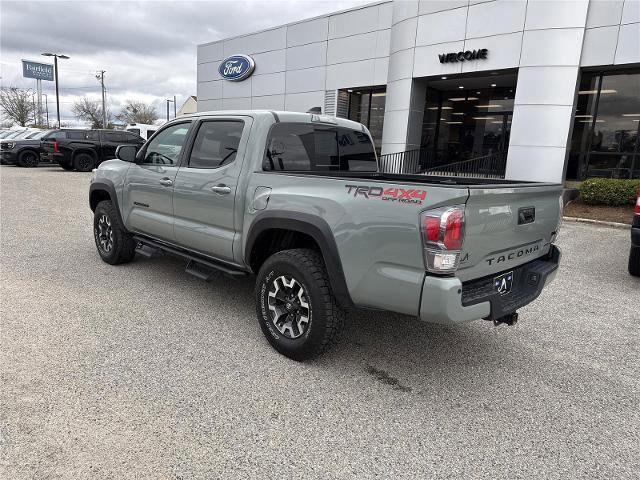 Used 2023 Toyota Tacoma TRD Off-Road w/ TRD Premium Off Road Package image 5