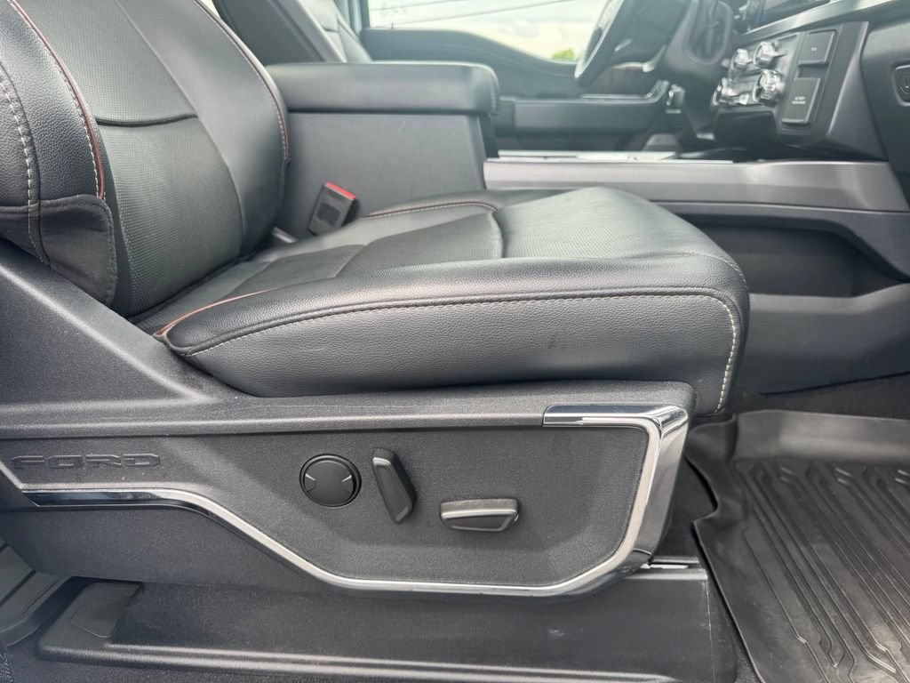 Certified 2024 Ford F250 Lariat w/ Lariat Ultimate Package AWD/4WD image 18