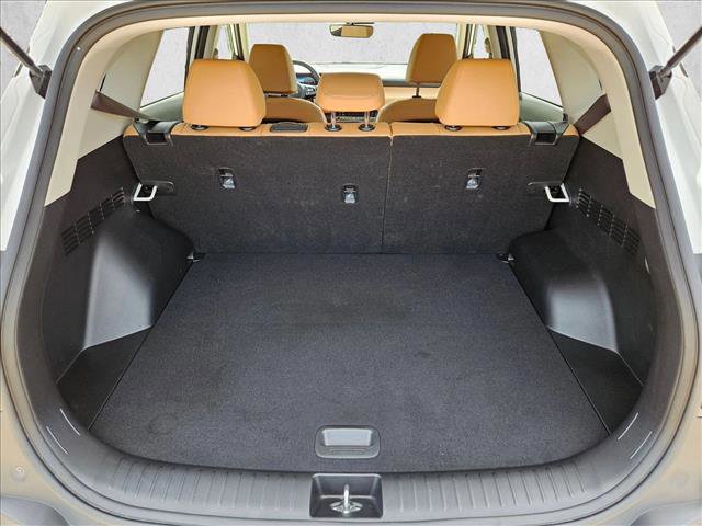 Used 2025 Kia Seltos EX w/ EX Sunroof Package image 9