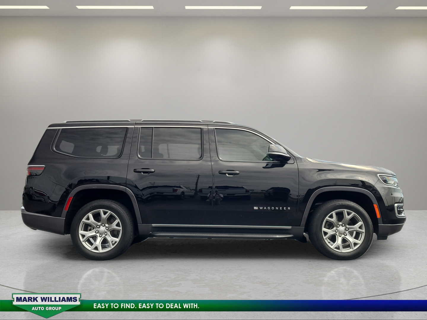 Used 2022 Jeep Wagoneer Series II AWD/4WD image 13
