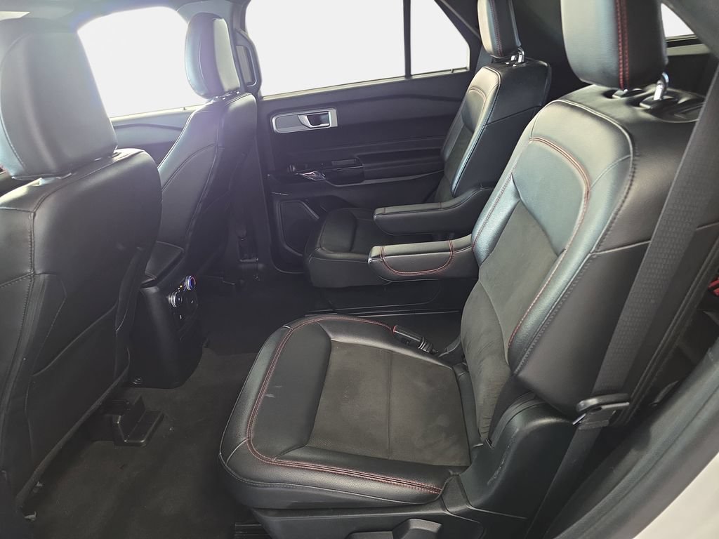 Certified 2023 Ford Explorer ST-Line w/ Class IV Trailer Tow Package AWD/4WD image 11