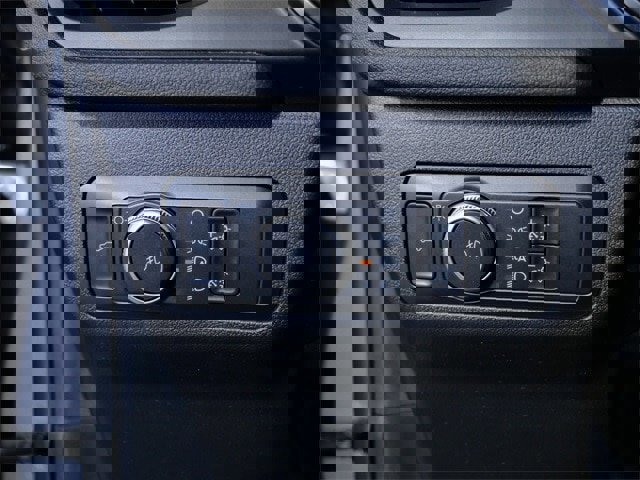 Certified 2021 Ford Escape Titanium w/ Titanium Elite Package image 24