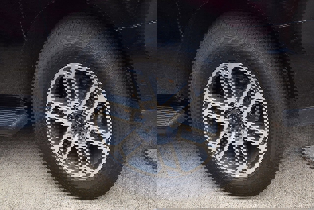 Certified 2025 Ford Expedition Max Active image 10