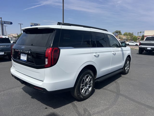 Certified 2025 Ford Expedition Active image 4