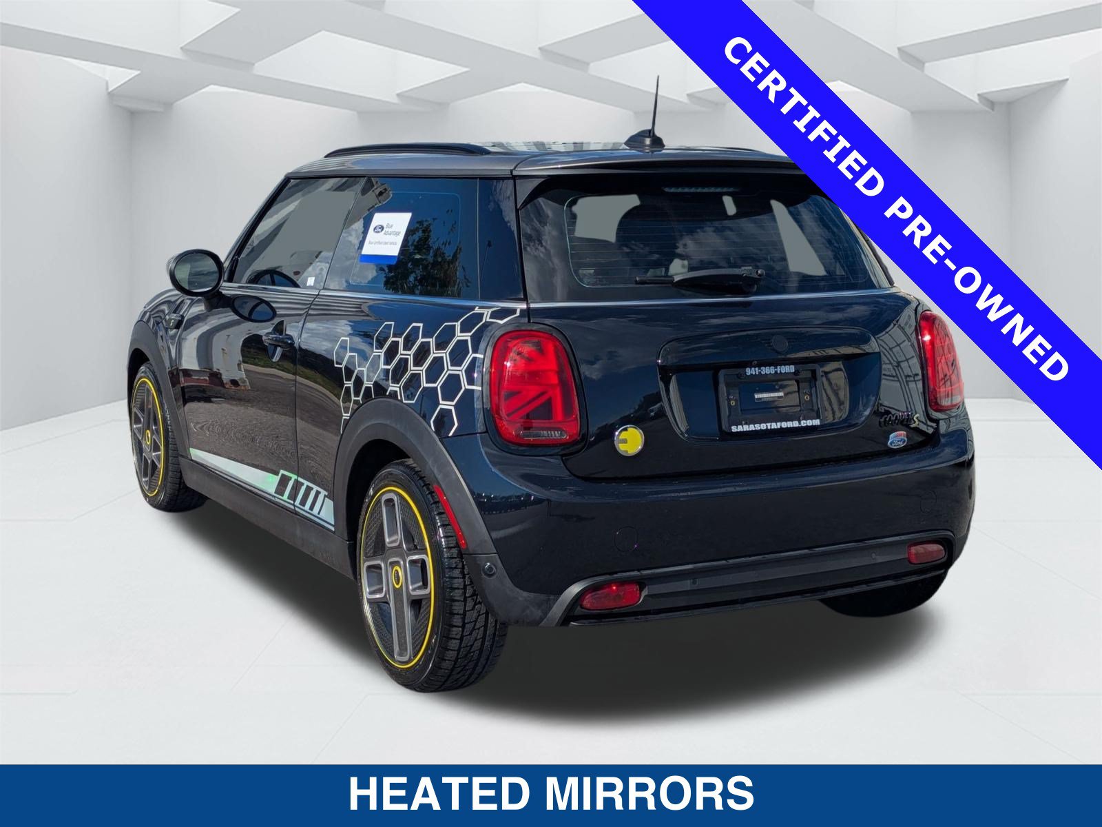 Used 2024 MINI Cooper SE FWD image 7