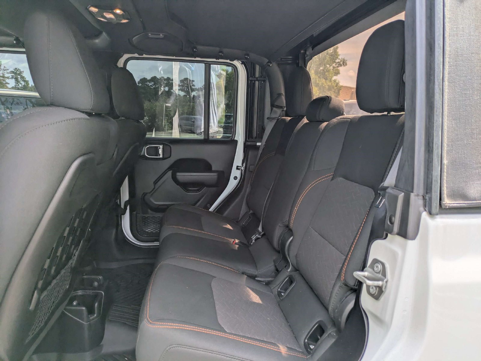Used 2023 Jeep Gladiator Mojave w/ Trailer Tow Package AWD/4WD image 7