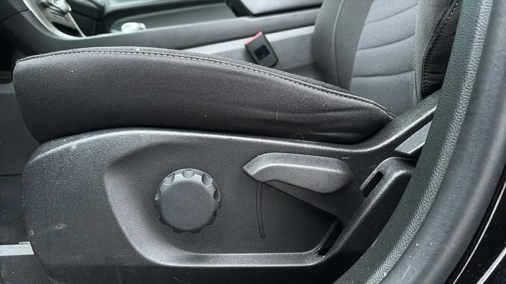 Certified 2024 Ford Edge SE w/ Black Appearance Package image 16