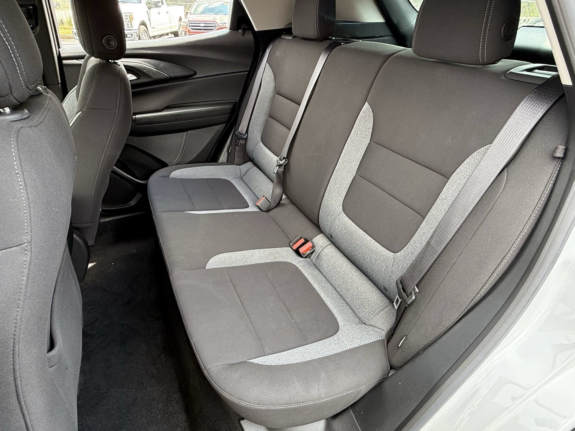 Used 2023 Chevrolet TrailBlazer LS FWD image 15