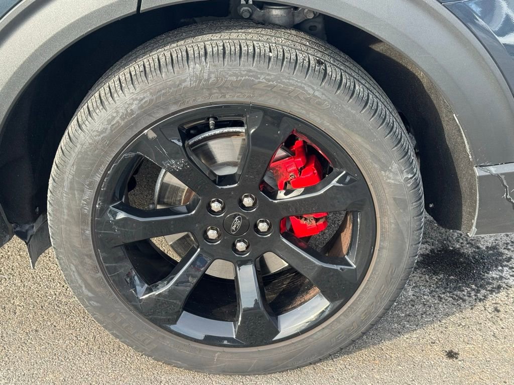 Certified 2022 Ford Explorer ST w/ Equipment Group 401A image 18