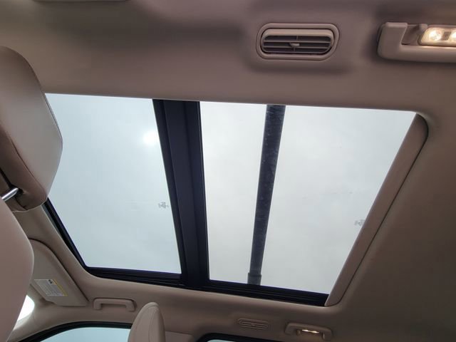 Certified 2022 Ford Expedition Limited image 13