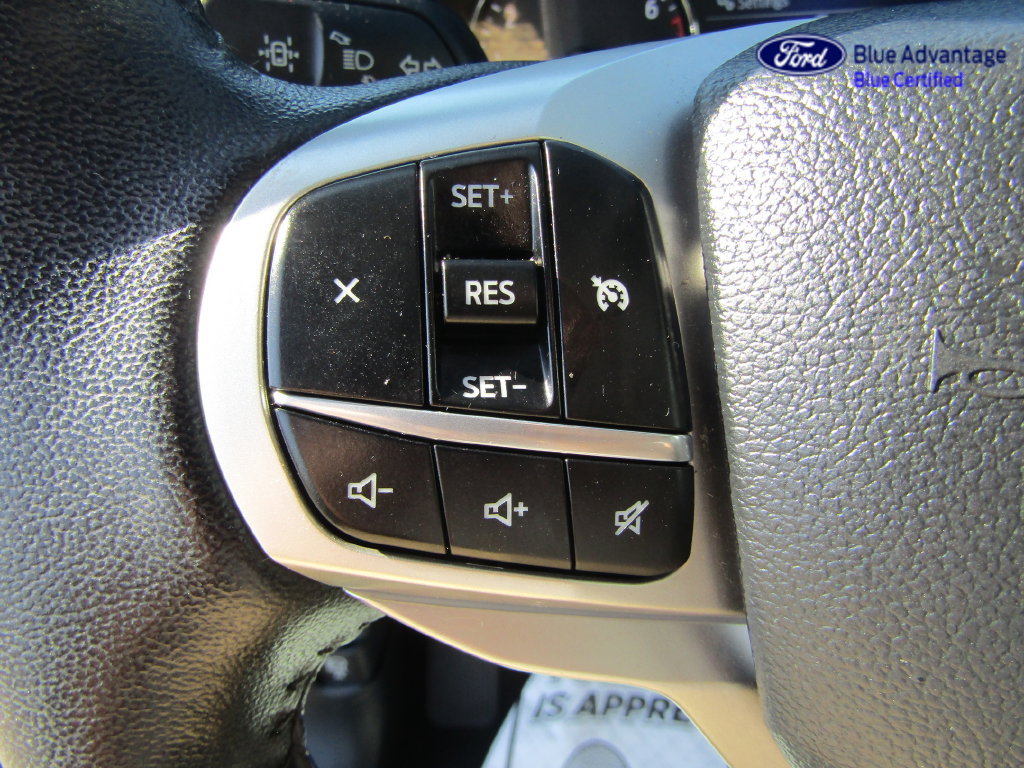 Certified 2024 Ford Explorer XLT w/ Equipment Group 202A AWD/4WD image 22