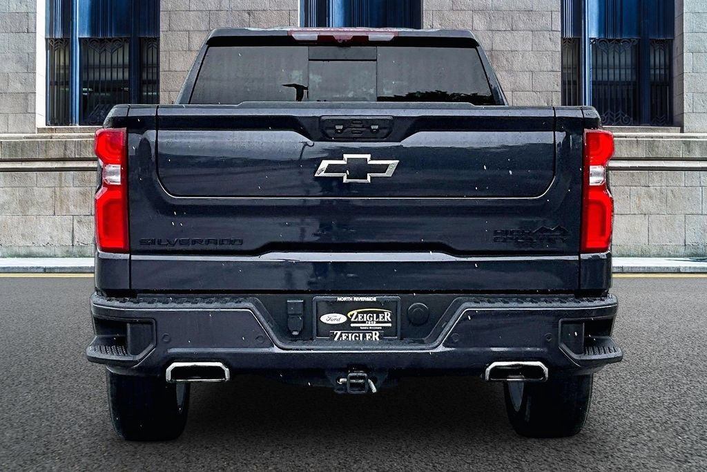 Used 2024 Chevrolet Silverado 1500 High Country w/ High Country Premium Package AWD/4WD image 4