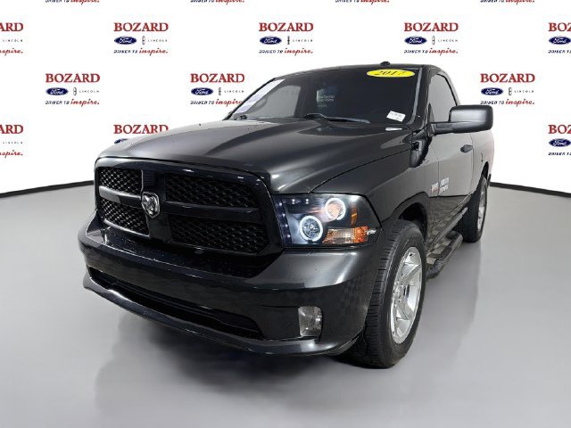 Used 2017 RAM 1500 Express RWD image 4