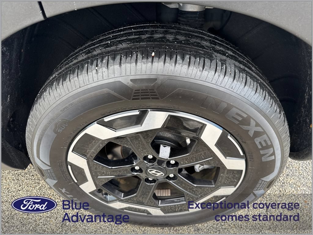 Used 2026 Hyundai Santa Fe SE FWD image 12