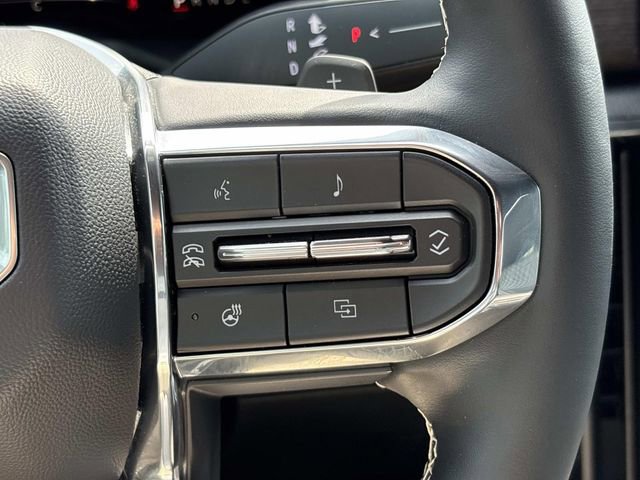 Used 2025 GMC Acadia Denali w/ LPO, Floor Liner Package AWD/4WD image 29