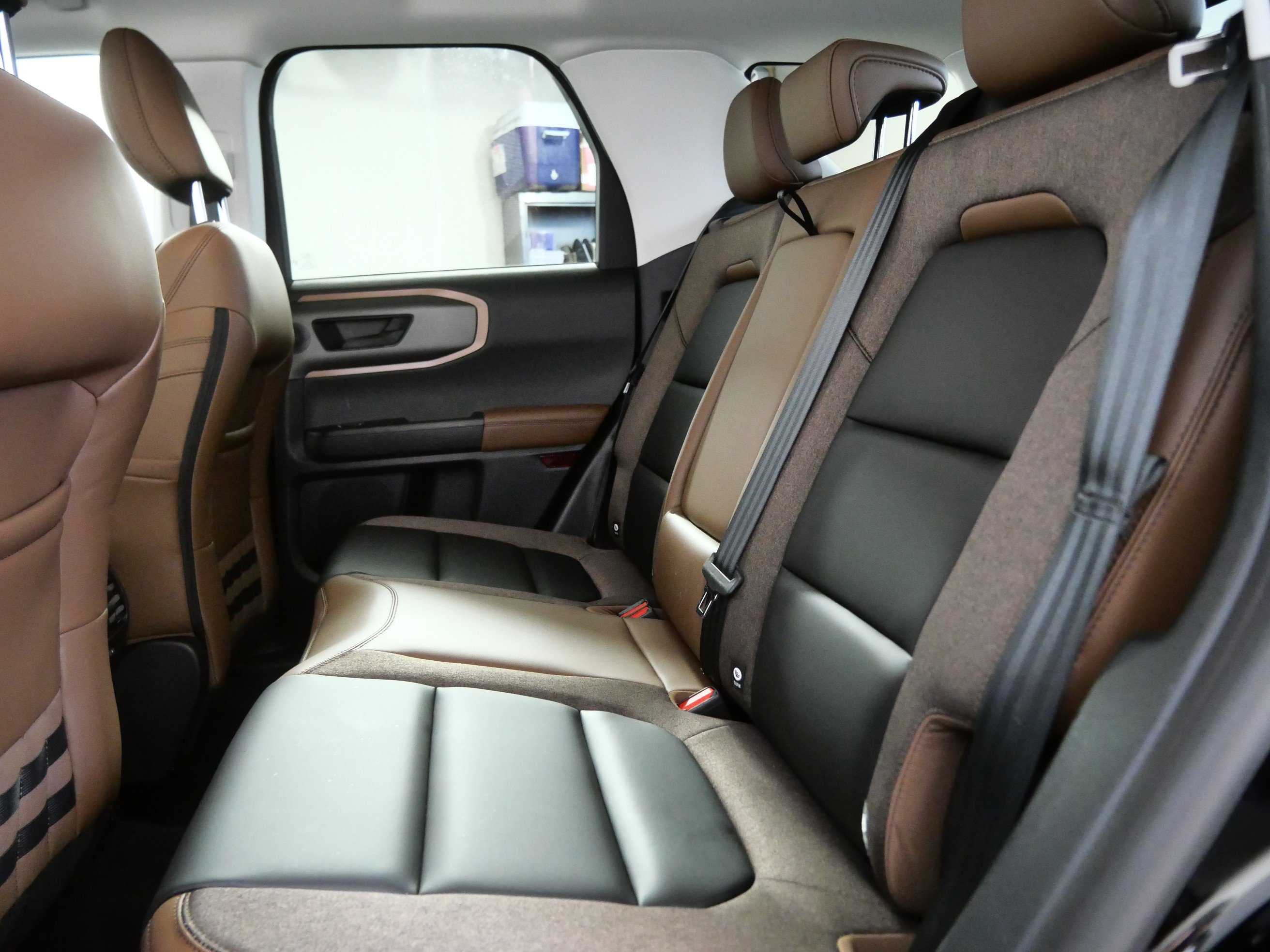 Certified 2025 Ford Bronco Sport Outer Banks w/ Outer Banks Tech Package+ AWD/4WD image 15