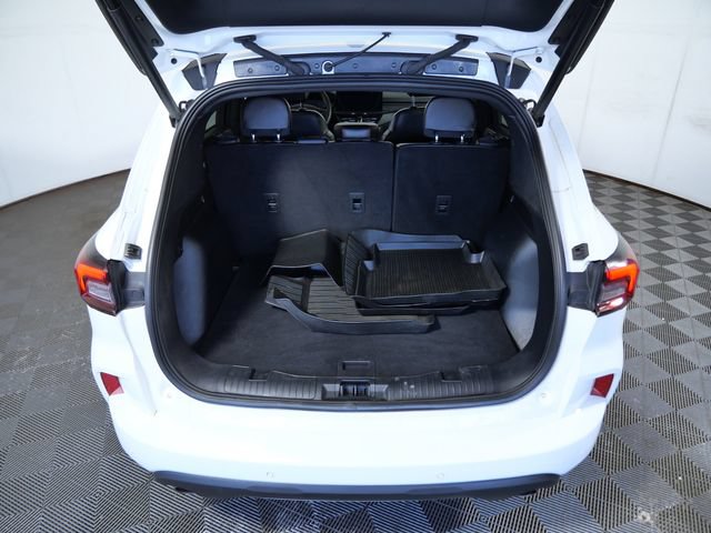 Certified 2024 Ford Escape ST-Line w/ Tech Pack #1 AWD/4WD image 7