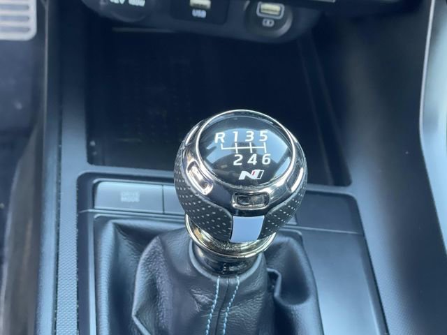 Used 2023 Hyundai Elantra N FWD image 17