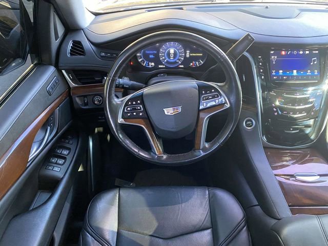 Used 2019 Cadillac Escalade ESV Premium Luxury image 13